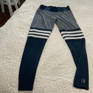 Bombshell Leggings ( low rise original ) XS